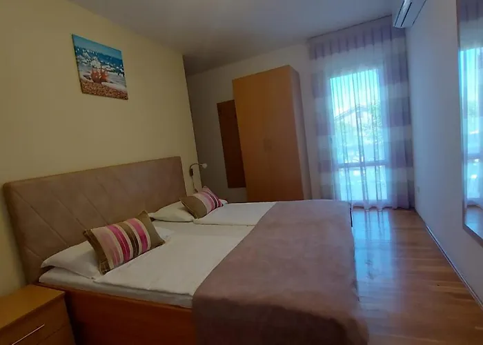 krevet i doručak Tom 3*