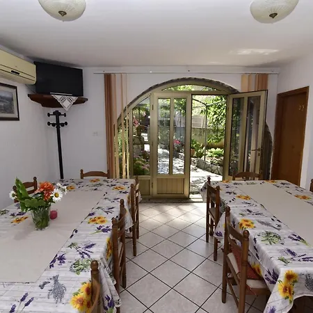 לינה וארוחת בוקר Tom מאלינסקה